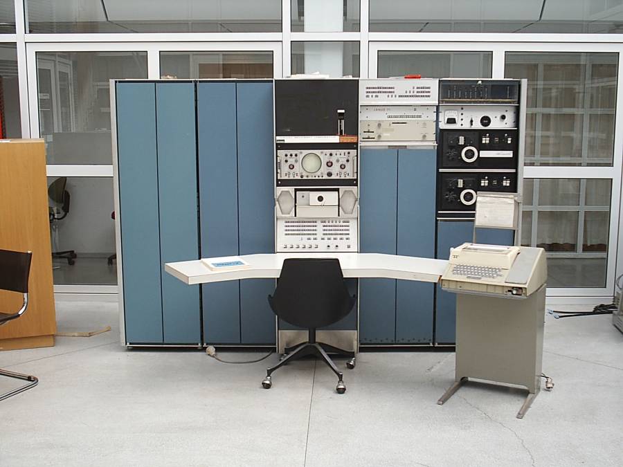 PDP-7 PDP-7